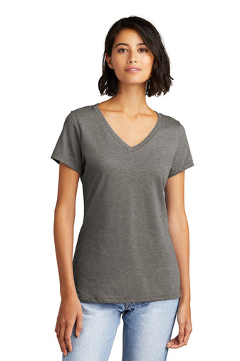 District ® Women’s Very Important Tee ® V-Neck