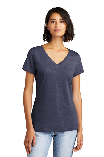 District ® Women’s Very Important Tee ® V-Neck