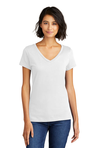 District ® Women’s Very Important Tee ® V-Neck